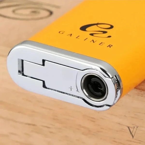 Briquet chalumeau compact et pratique pour les fumeurs