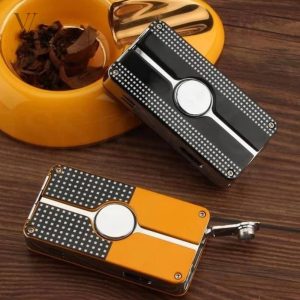 Briquet Chalumeau 3 Torches design pour cigares