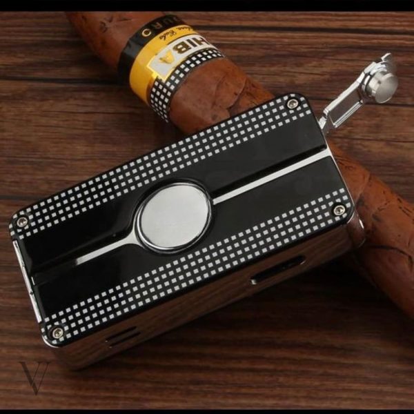 Briquet à cigares au design moderne et fonctionnel