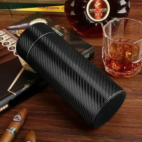 Étui à cigare ORBAL CARBON pour une protection raffinée