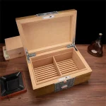 Cave à cigares artisanale avec finition raffinée
