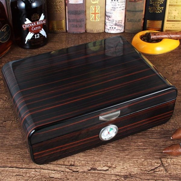 Cave à Cigare RETRO 60' Deluxe pour une conservation optimale