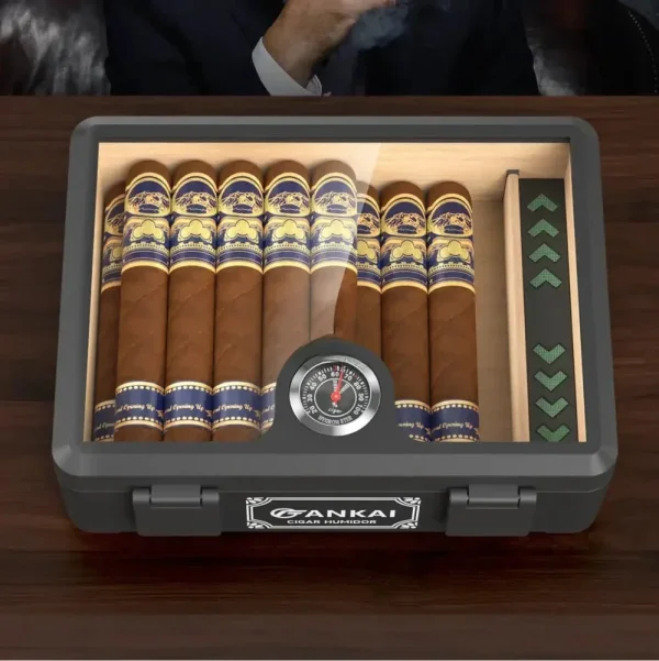 cave-a-cigares-cohiba-blackglass-cedar-1 Cave à cigares BlackGlass