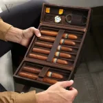 Étui à cigares personnalisé, style et praticité