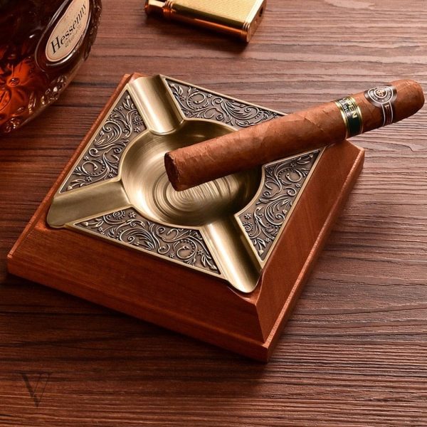 Cendrier à cigare Arabesque Max, objet de décoration élégant
