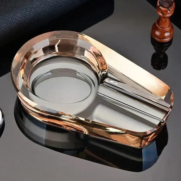 Cendrier design pour cigares, fini en cristal lumineux