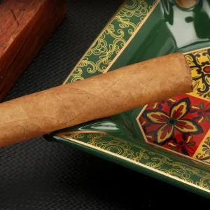 Accessoire de fumeur : cendrier à cigares haut de gamme