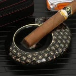 Cendrier à cigares en matériau premium