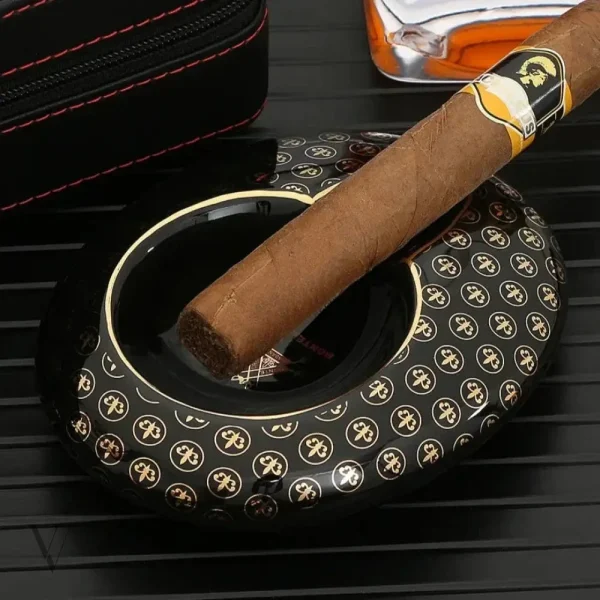 Cendrier à cigares en matériau premium