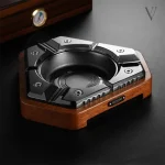 Accessoire fonctionnel pour fumeurs de cigares