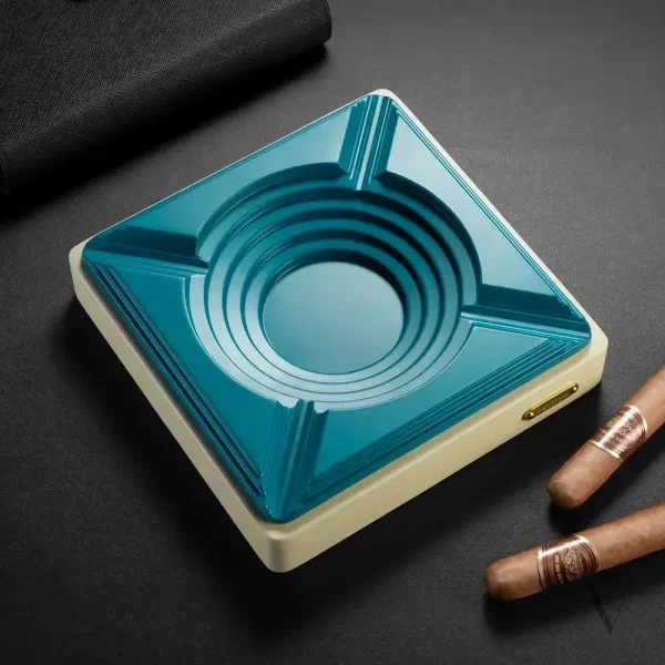 Cendrier en céramique pour cigares au design élégant