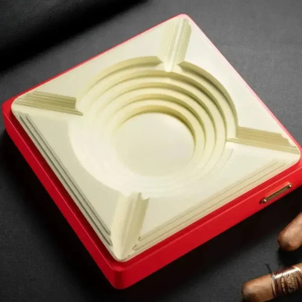Accessoire chic pour fumeurs de cigares