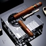 Cendrier fonctionnel en cristal pour amateurs de cigares