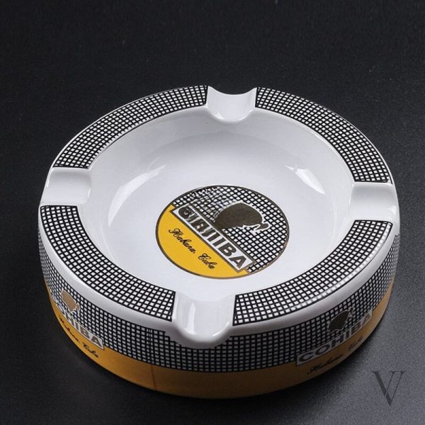 Cendrier GRUNDS, accessoire chic pour fumeurs de cigares