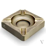 Cendrier en titanium pour passionnés de cigares