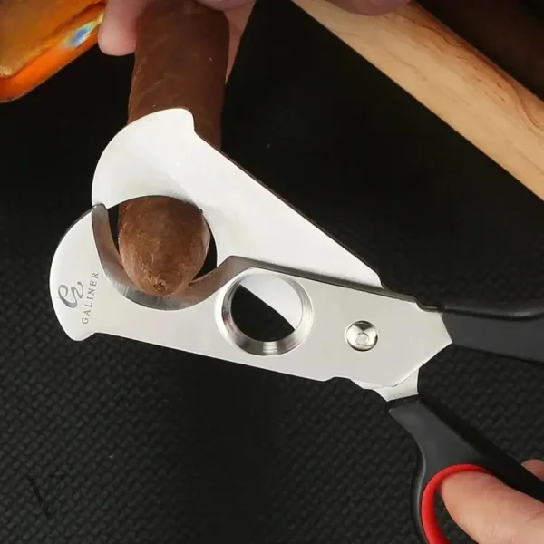 Design élégant pour une coupe nette et précise