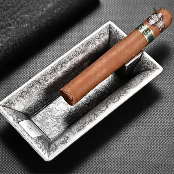 Coffret pratique pour couper vos cigares avec style