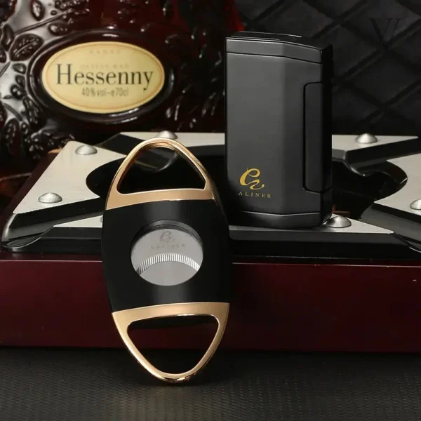 coffret-briquet-et-coupe-cigare-cohiba-goldyr-1 Coffret Briquet et Coupe-Cigare GOLDYR