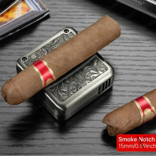Outil 4 en 1 pour une expérience cigaristique complète