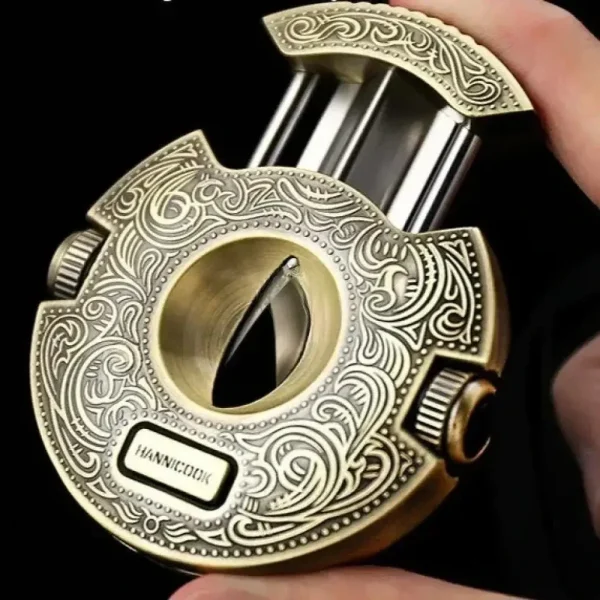 Design élégant et fonctionnel pour une coupe précise