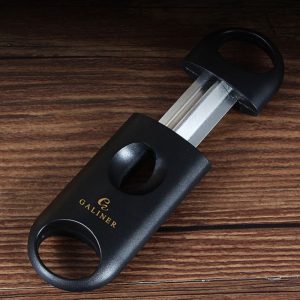 Accessoire de fumeur, coupe-cigare en V pour une découpe précise
