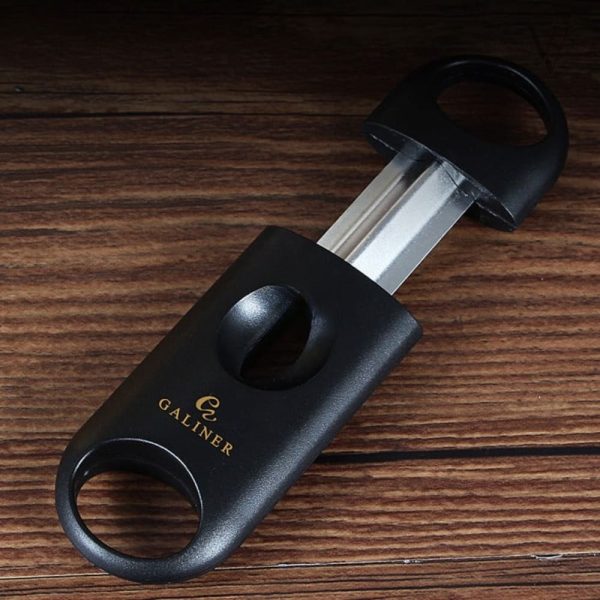 Accessoire de fumeur, coupe-cigare en V pour une découpe précise