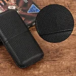Accessoire de voyage pour cigares en cuir