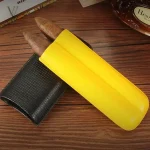 Design raffiné : étui à cigare en cuir