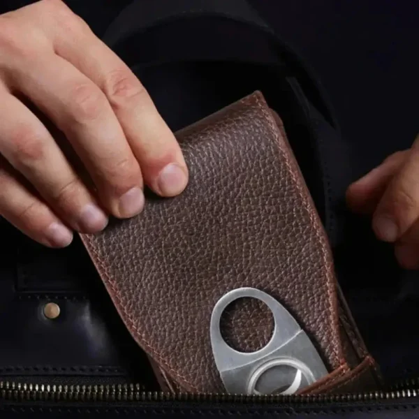 Accessoire de voyage pour cigares raffinés