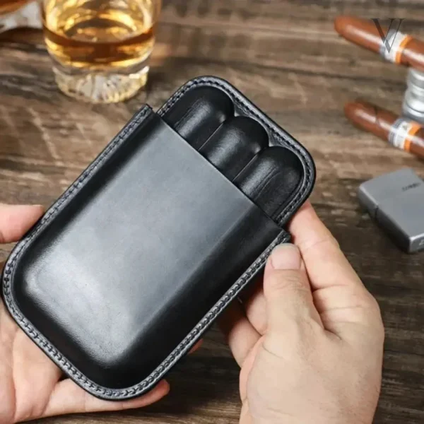 Étui à cigares en cuir design et pratique