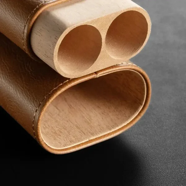 Matière bois pour l'étui à cigares MIRLOS, chic et durable