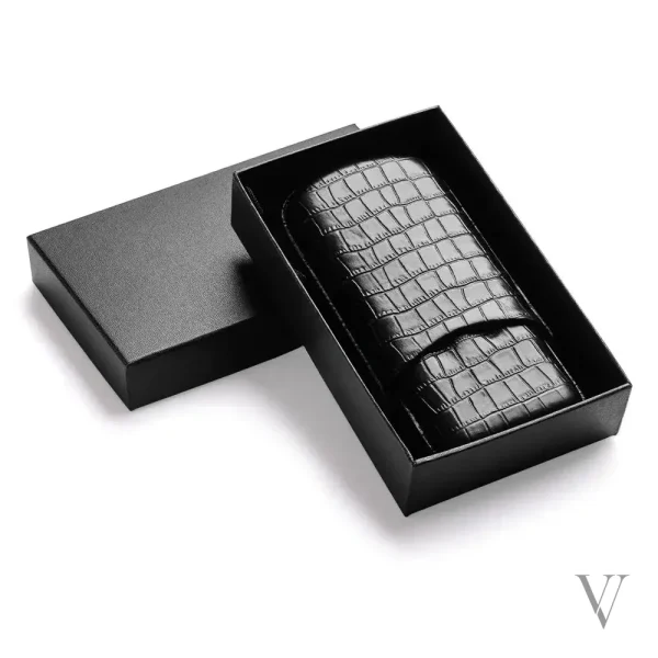 Design sophistiqué de l'étui à cigare COBRA