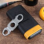 Accessoire de voyage en cuir pour cigares et coupe cigare