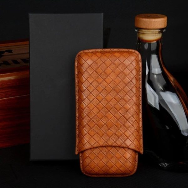 Étui à cigare compact et sophistiqué en cuir