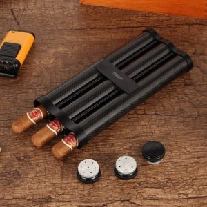 Accessoire de cigares : style et protection en carbone