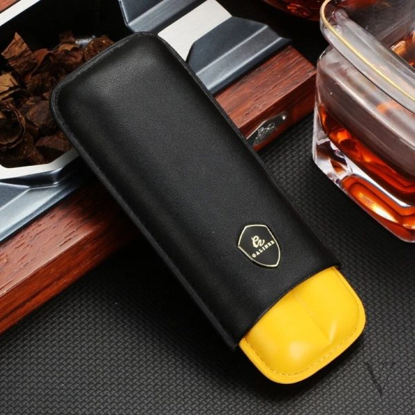 Coffret en cuir pour transporter deux cigares en toute sécurité