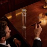 Infuseur vertical en verre pour cigare