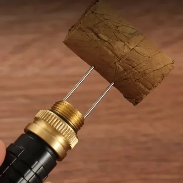 Poinçon à cigare en métal au look chic