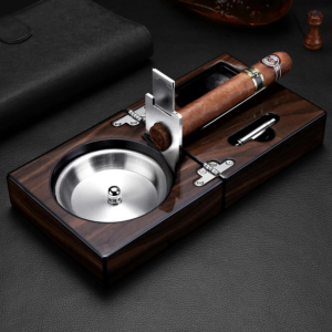 Set du Cigare - SEMO CUBE, cendrier contemporain et fonctionnel