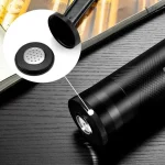 Design moderne en aluminium pour les amateurs de cigares